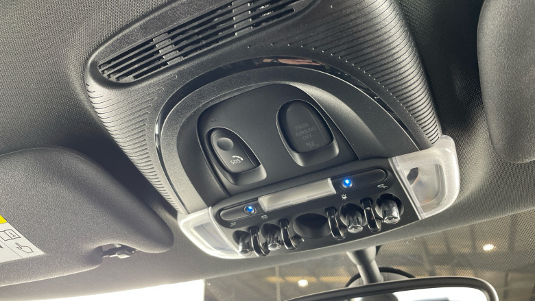 MINI Hatchback 2.0 Cooper S Sport II 3dr Auto [Comfort Pack] Petrol Hatchback